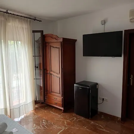Hotel La Ribera 2*